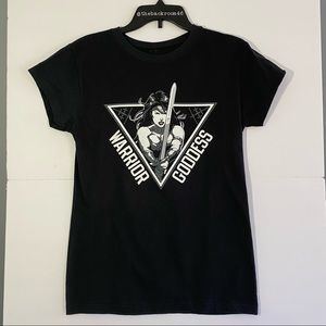 Wonder Woman graphic t-shirt (NWT)